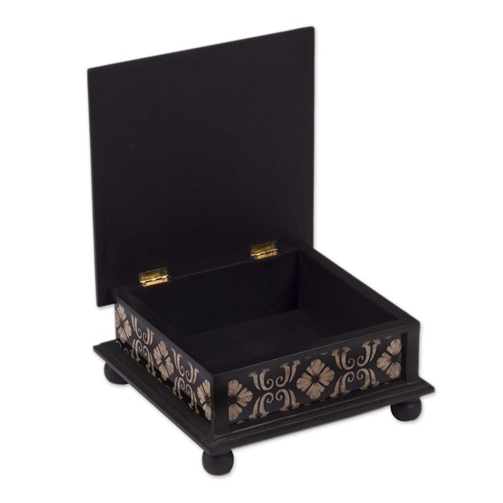Peruvian Reverse Painted Glass Jewelry Box 'Silver Blossoms'