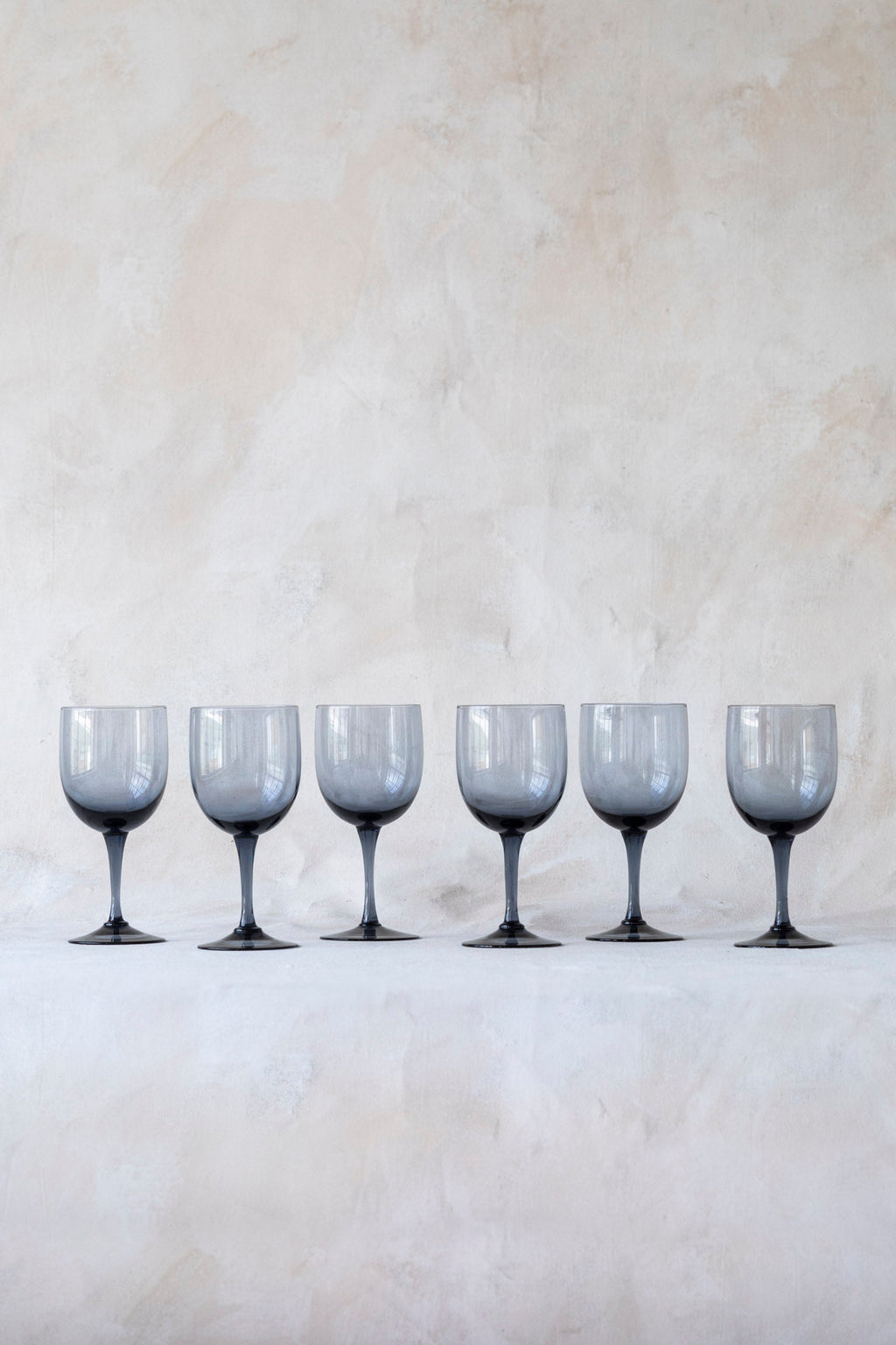 Vintage Romance Blue Crystal Wine Glasses